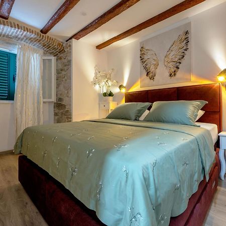 Bernard Deluxe Renovated Peaceful Old Town Gem Apartment Split Luaran gambar