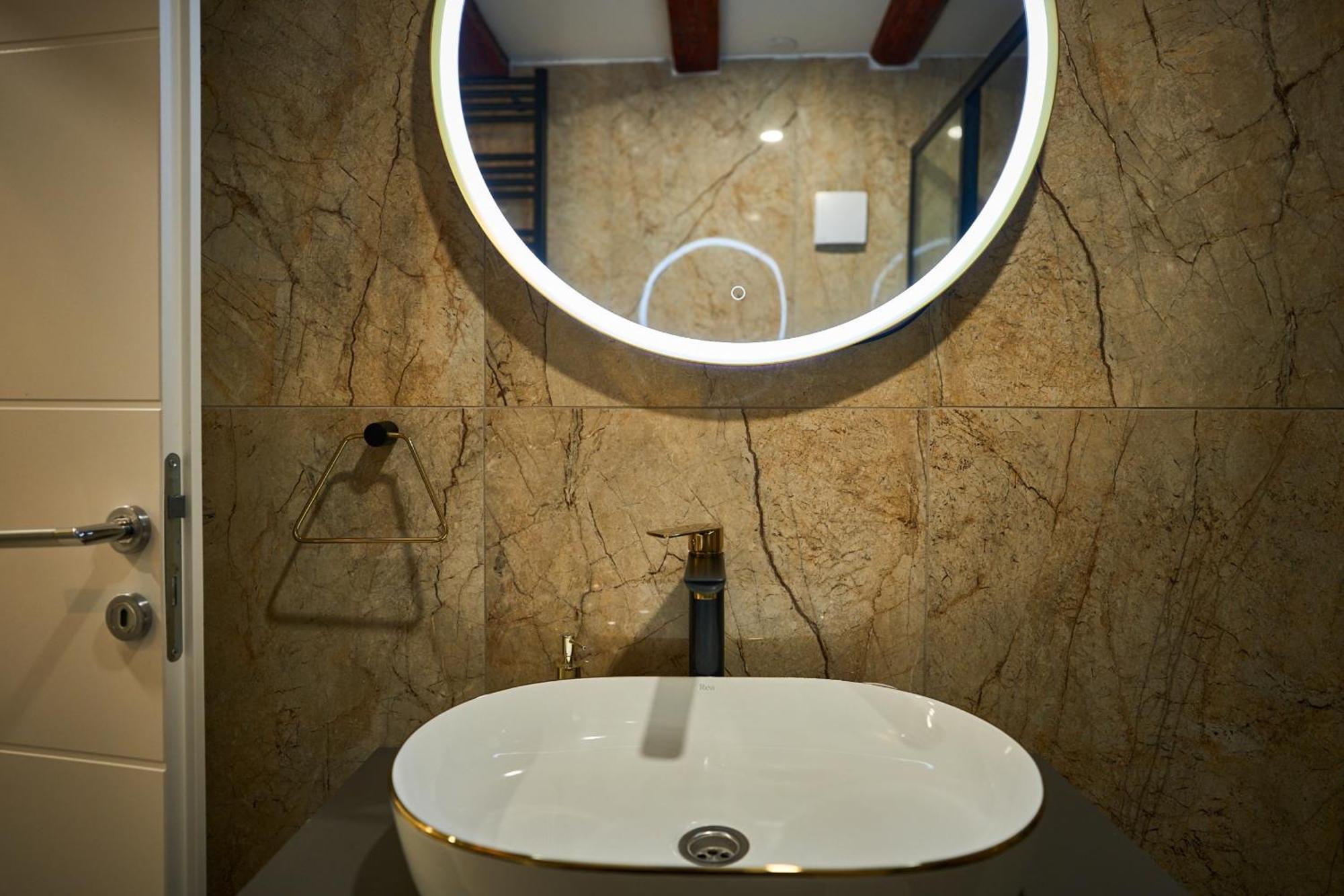 Bernard Deluxe Renovated Peaceful Old Town Gem Apartment Split Luaran gambar